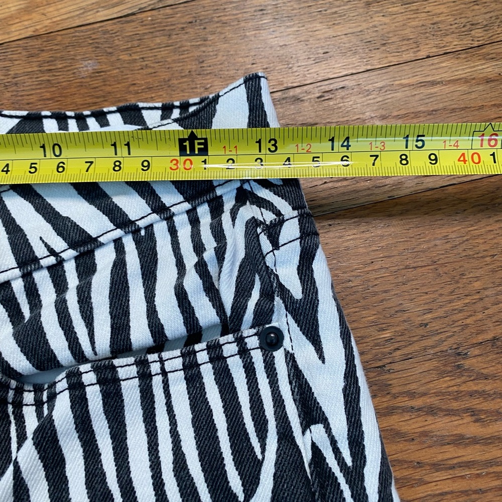 FRAME Denim Le High Straight Zebra Print Jeans – Size 25 - Picture 7 of 9
